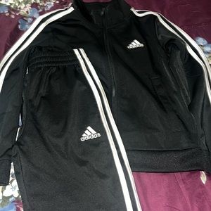 Kids adidas tracksuit size 8